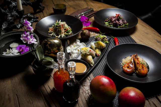 Открытие недели: ресторан Black Thai Александра Раппопорта и Ginza Project (фото 1)