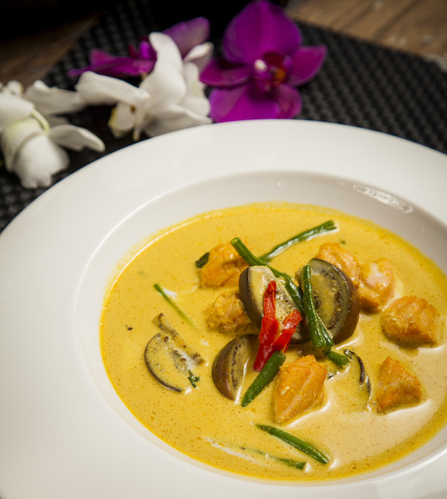 Открытие недели: ресторан Black Thai Александра Раппопорта и Ginza Project (фото 5)