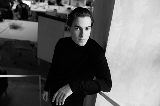 Картотека Buro 24/7: Марко Михич-Ефтич (фото 3)