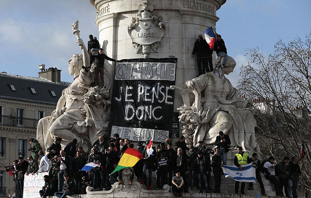 #JeSuisCharlie: Марш мира в 25 фотографиях (фото 9)