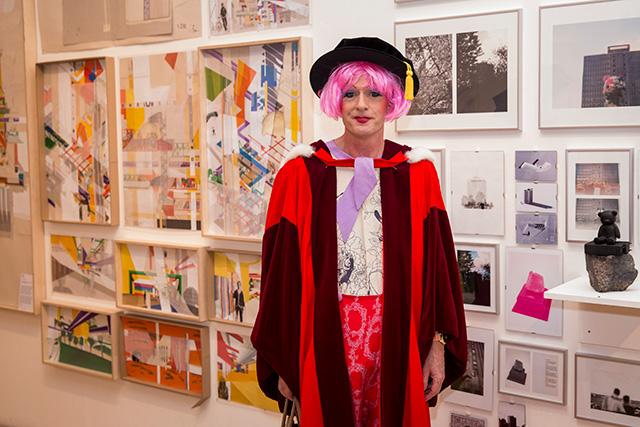 Альбер Эльбаз получил докторскую степень Royal College оf Art (фото 5)