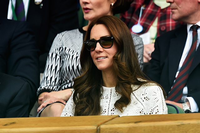 Кейт Миддлтон и принц Уильям на Уимблдонском турнире (фото 1)