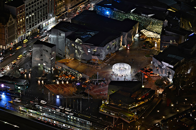 Проект "Светящиеся линии" Асифа Хана в Мельбурне (фото 2)