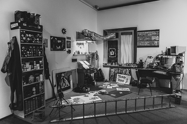 Ретроспектива Паши 183 открылась в ММОМА (фото 10)