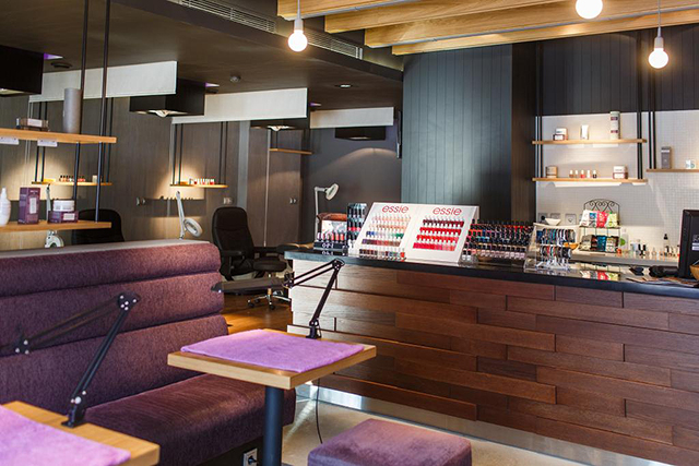 Адрес недели: Nail Spot Nail & Brow Bar (фото 3)