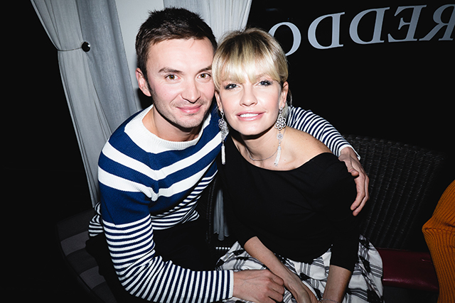 Евгений Заболотный и Яна Расковалова Гости открытия бутика Jimmy Choo (фото 30)