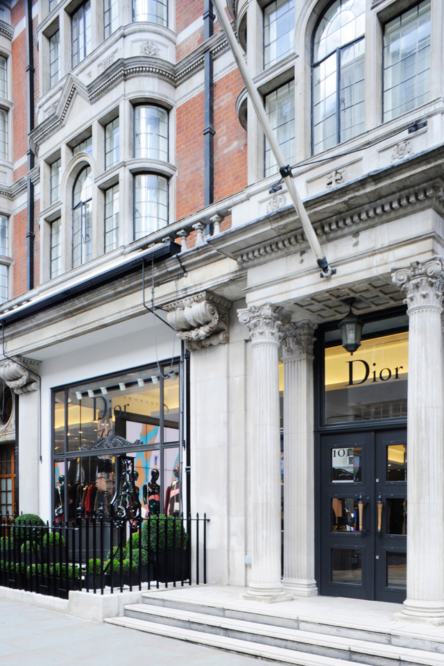 Dior открывает pop-up-shop в Лондоне (фото 3)