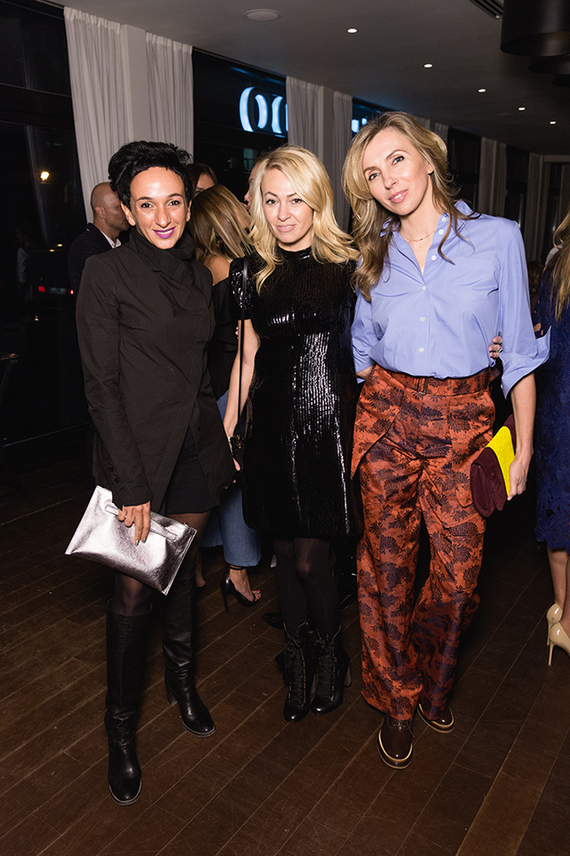 Айдан Салахова, Яна Рудковская и Светлана Бондарчук Гости открытия бутика Jimmy Choo (фото 23)