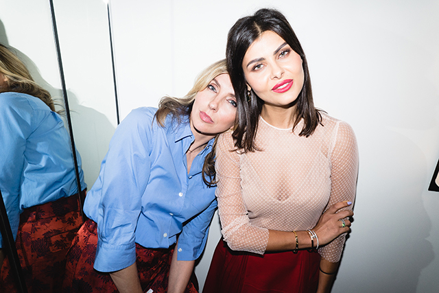 Светлана Бондарчук и Надежда Оболенцева Гости открытия бутика Jimmy Choo (фото 1)