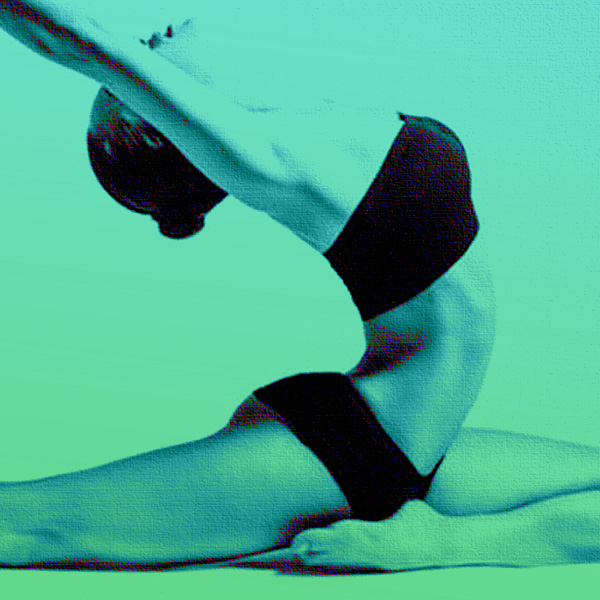 Я только спросить: какие асаны из йоги подойдут для облегчения симптомов ПМС?