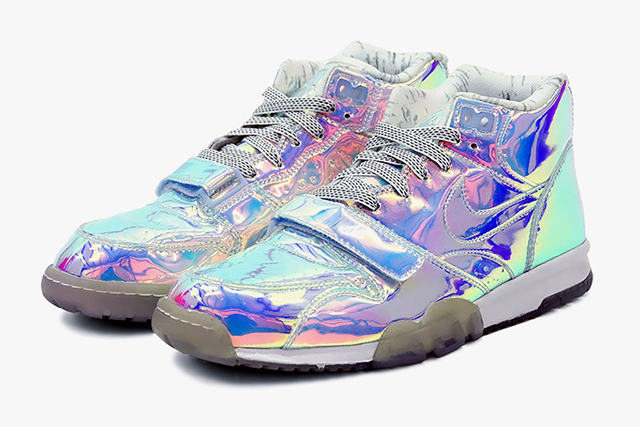 Nike "Silver Speed" Super Bowl XLVIII Air Trainer Nike представили новую модель кроссовок (фото 3)