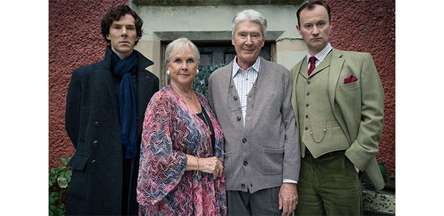 Со своими родителями Тимоти Карлтон и Вандой Вентхам в сериале "Шерлок" (3ий сезон, эпизод His Last Vow) 5 причин любить Бенедикта Камбербэтча (фото 3)