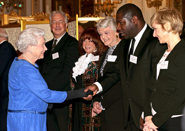 Елизавета II и Стив МакКуин