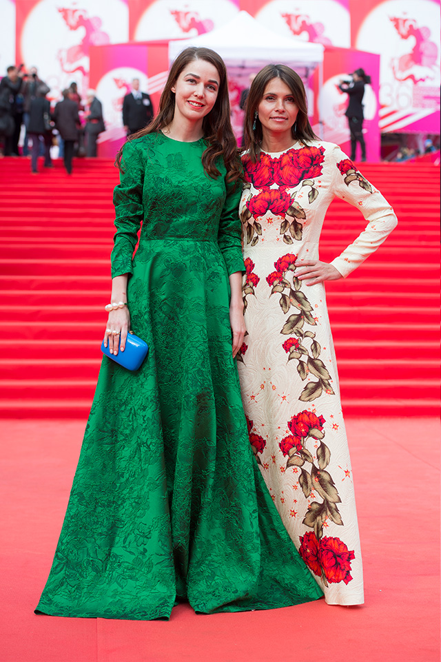 Алена Ахмадуллина и Анна Брострем Гости на премьере ММКФ-2014 (фото 18)