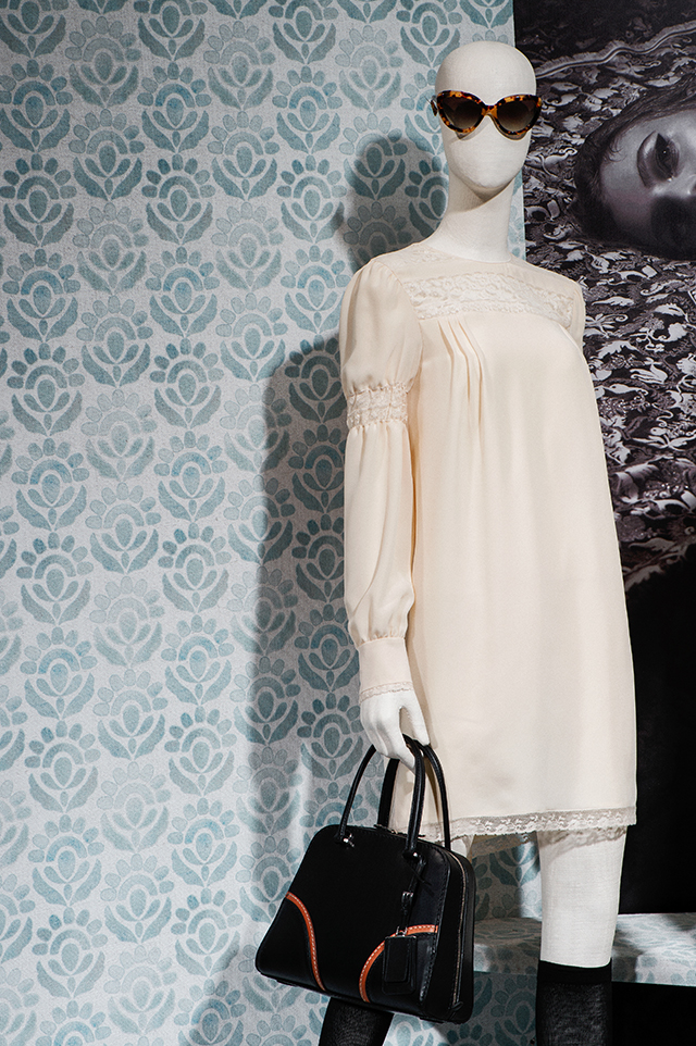 Prada создали капсульную коллекцию платьев Spring Package (фото 1)