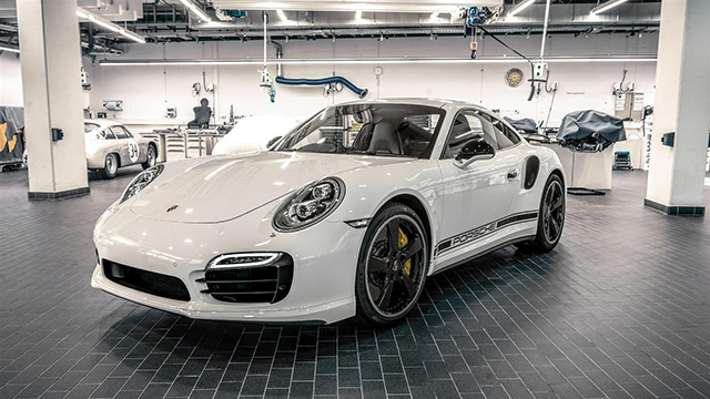 Представлен эксклюзивный Porsche 911 Turbo S GB Edition (фото 1)