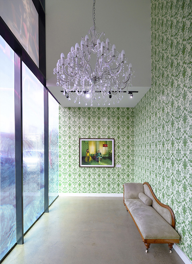 Здание в Мельбурне с фотографией на фасаде (фото 4)