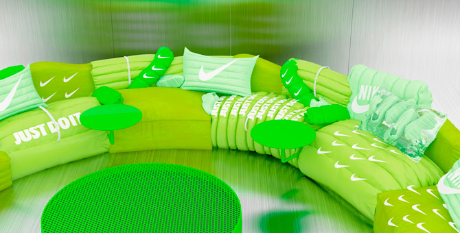 Crosby Studios сделала диван из пуховиков Nike
