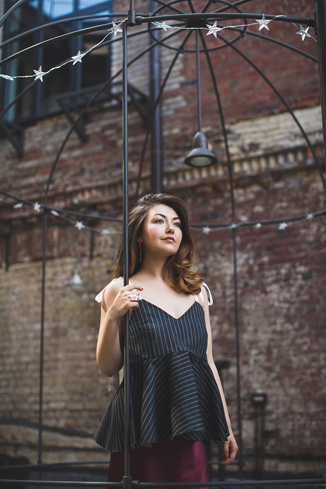 Топ George Keburia (INDEXflat), юбка Ruban Новые героини: Светлана Ефремова, основательница магазинов "Сахарок" (фото 4)