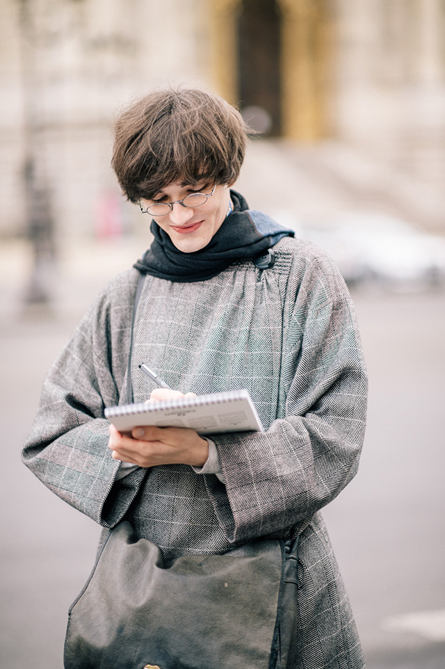 Неделя высокой моды в Париже, весна 2016: street style. Часть 2 (фото 6)