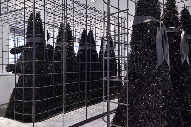 "Черное Рождество" Александра Ванга (фото 2)