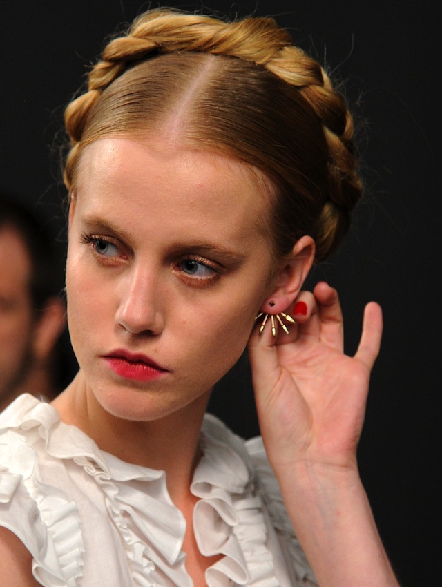 Тенденция: косы и плетения (фото 2)