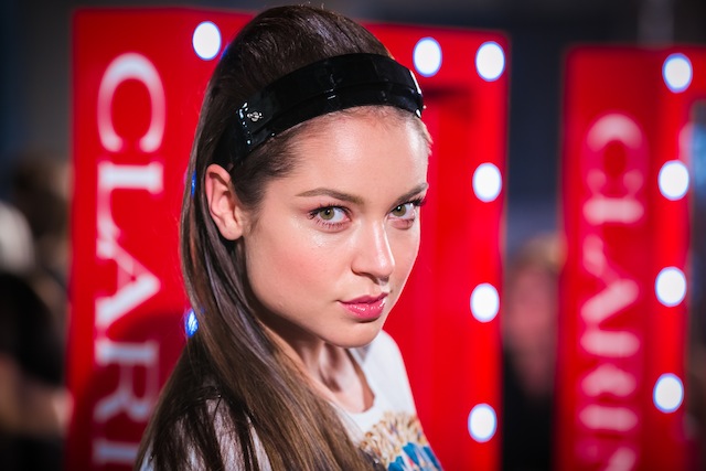 Назад в 1940-е: образы на показе Игоря Чапурина (фото 4)