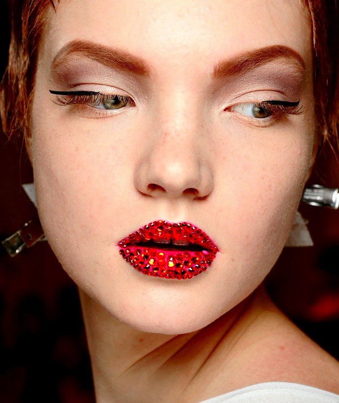 Сказочная героиня на показе Dior Couture (фото 3)