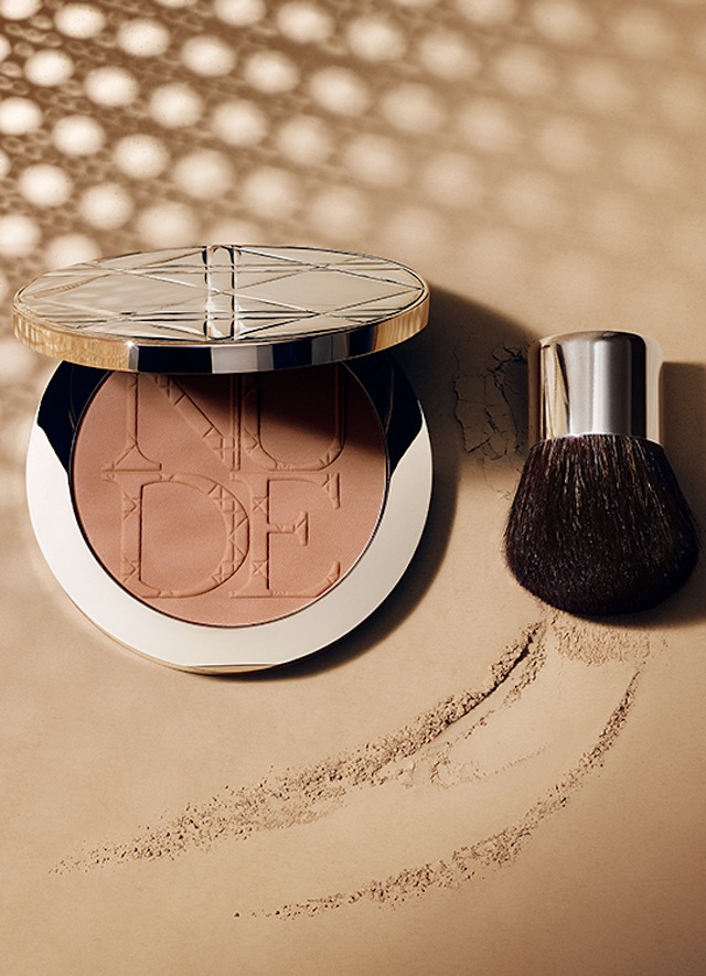 Дарья Строкоус в новой кампании Diorskin Nude Tan (фото 1)