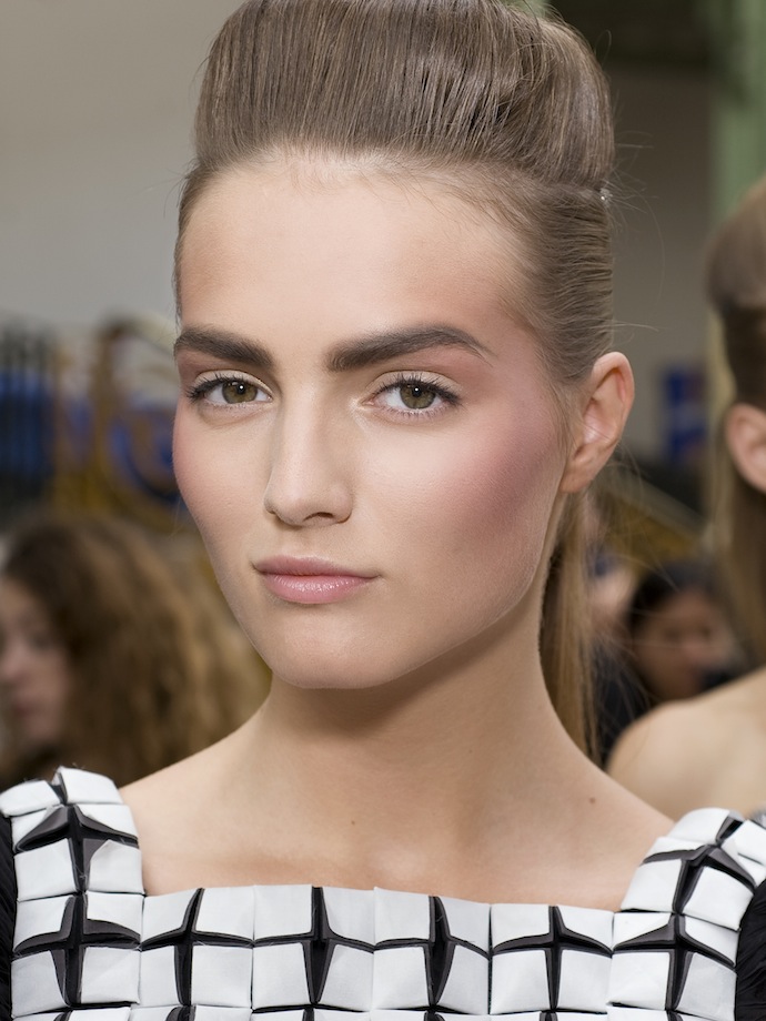Мастер-класс: макияж с показа Chanel Couture (фото 6)