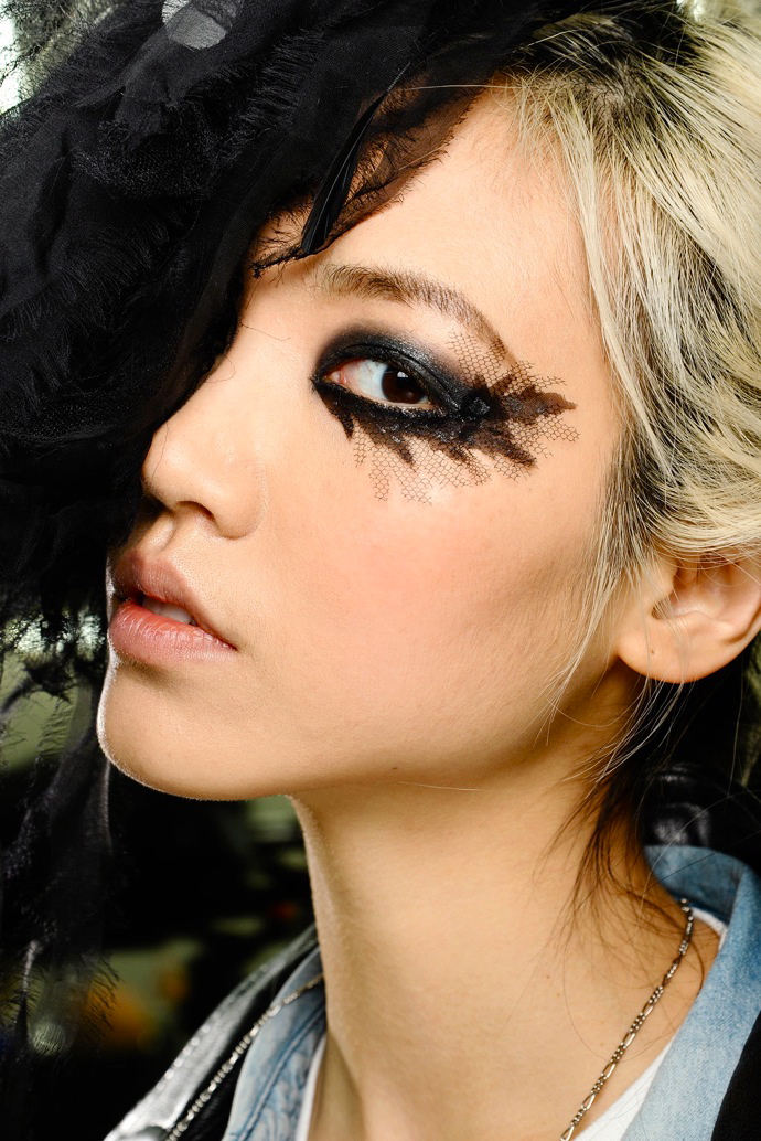 Готические феи на показе Chanel Couture (фото 4)