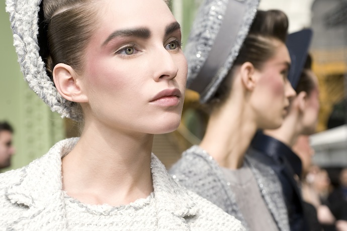 Мастер-класс: макияж с показа Chanel Couture (фото 1)