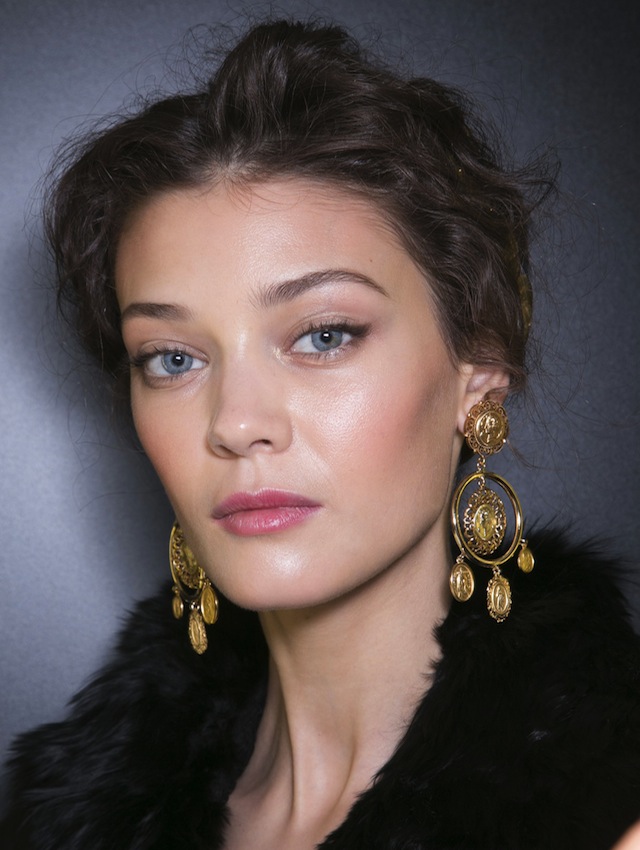 Dolce & Gabbana Тенденция: золото в макияже (фото 4)