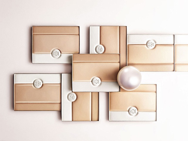 Bright & Sculpt Powder Foundation