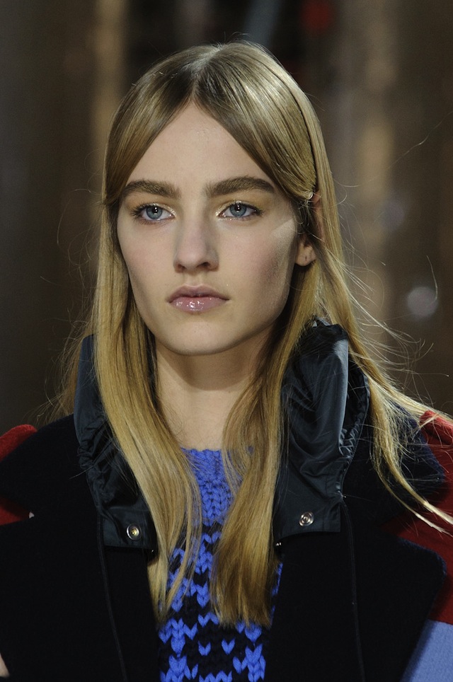 Красота в деталях: Valentino, Louis Vuitton, Miu Miu (фото 7)