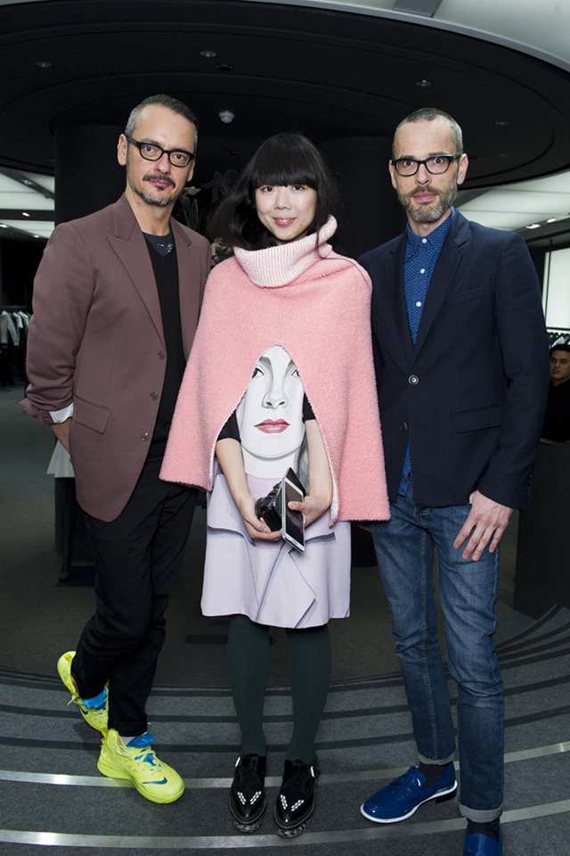 Презентация в парижском бутике Viktor & Rolf (фото 5)