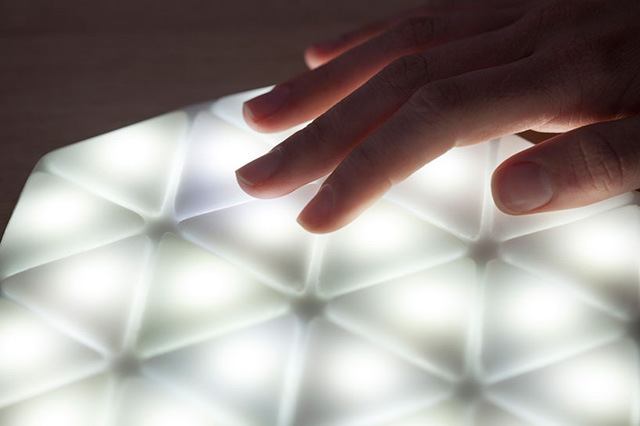 Kangaroo Light: портативный светильник для сумки (фото 6)