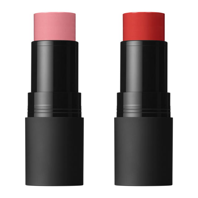 Два в одном: для губ и скул (фото 3)