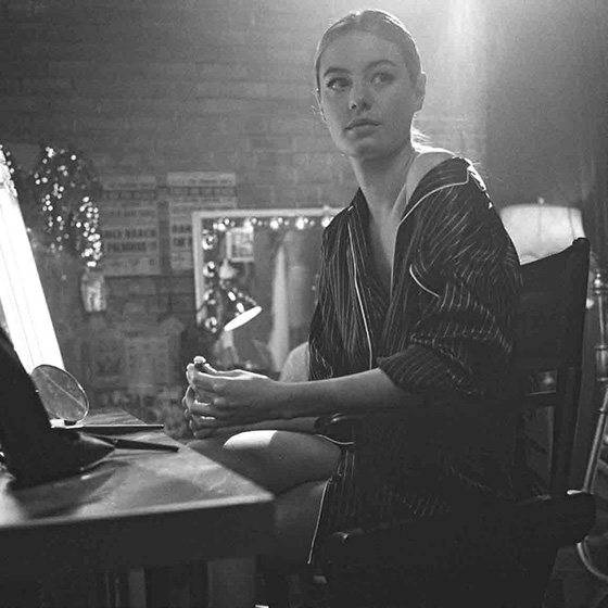 One Man, 1,000 Lives One Man, 1,000 Lives