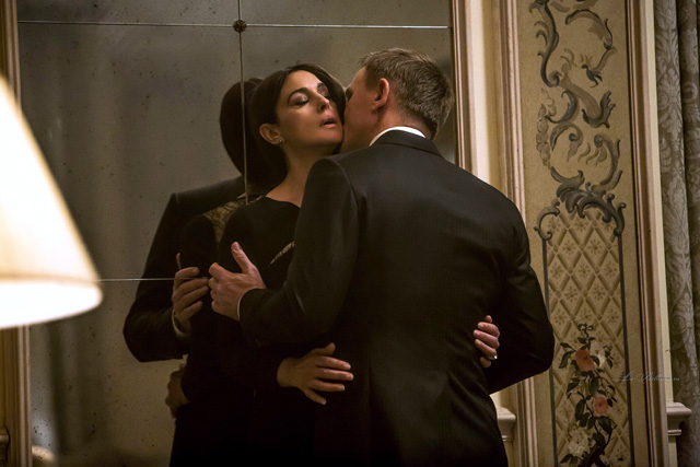 Джеймс Бонд: спасибо, что живой (фото 1)