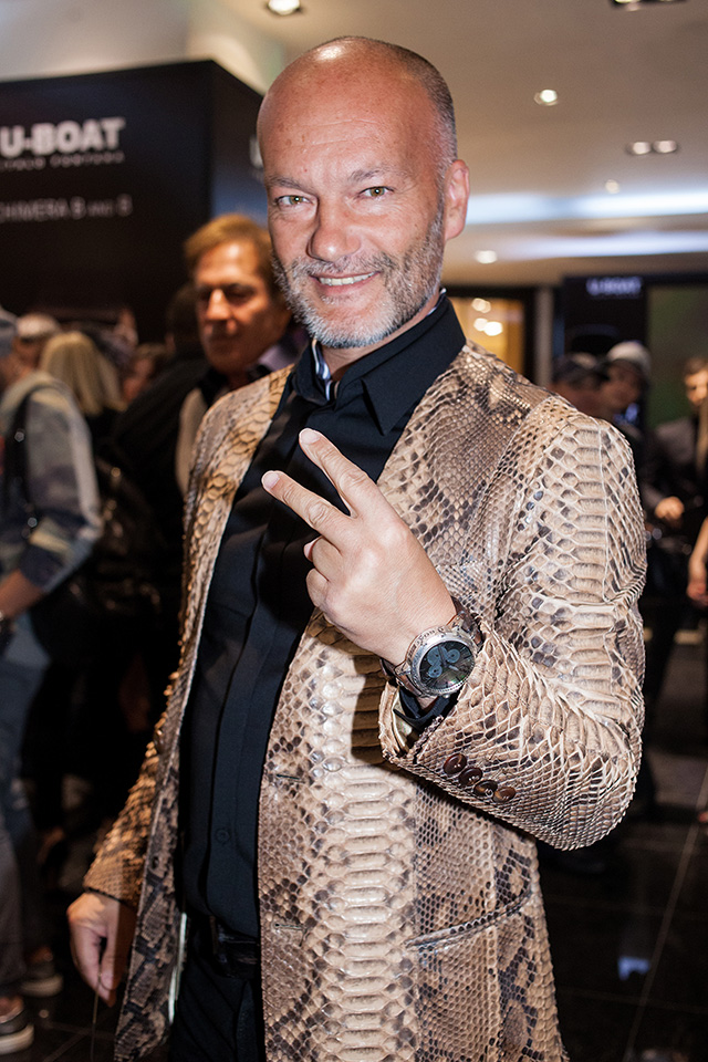 Открытие часового корнера U-Boat в ЦУМе (фото 1)