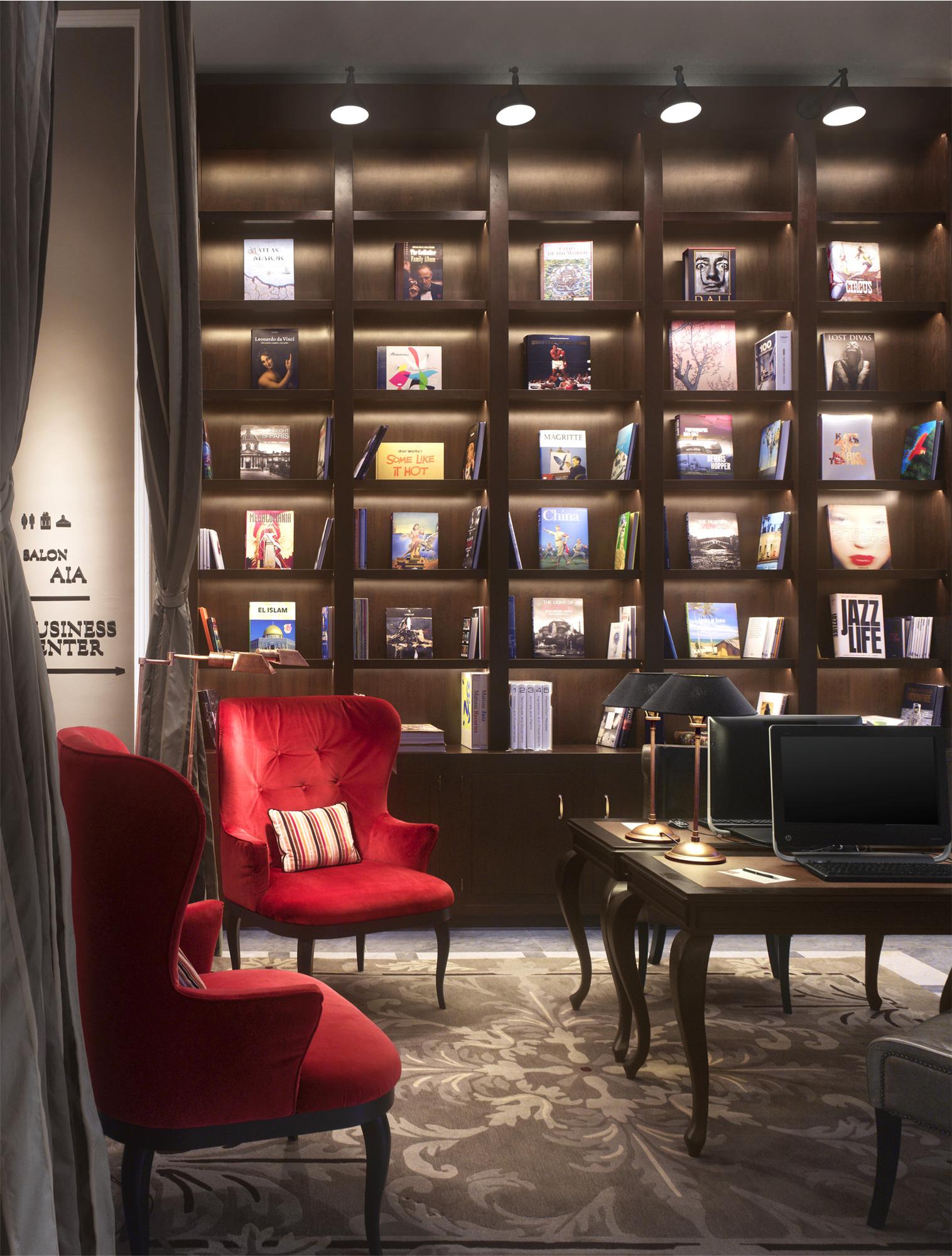 Новый дизайн отеля Hotel Maria Cristina (фото 5)