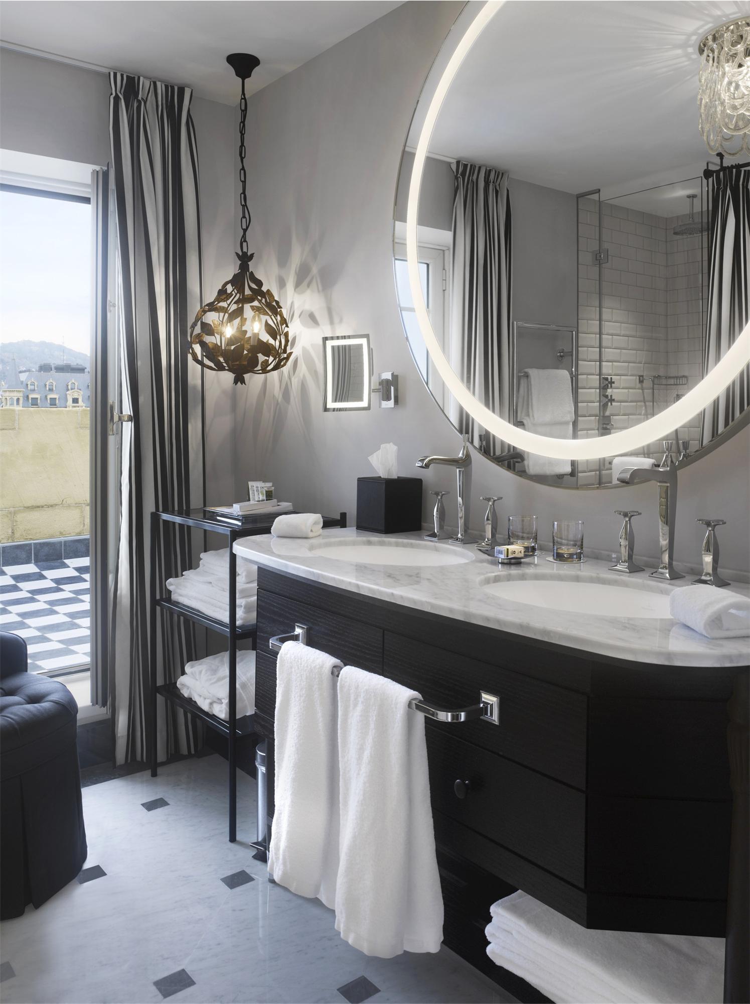 Новый дизайн отеля Hotel Maria Cristina (фото 4)