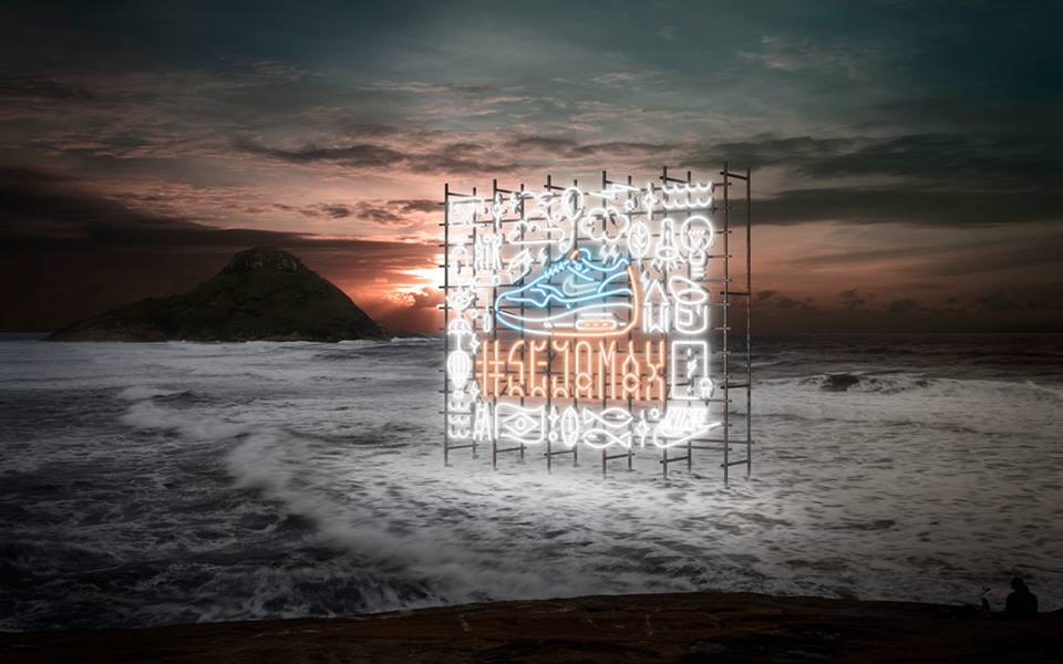 Реклама-иллюминация Nike (фото 1)