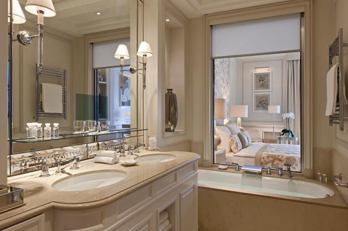 Пьер Ив Рошон создал дизайн номеров Beau-Rivage Palace (фото 11)