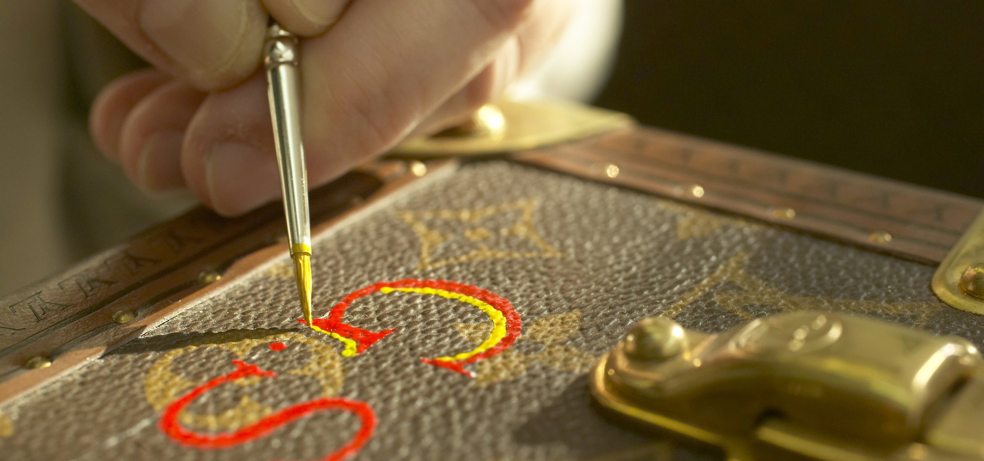 Louis Vuitton открыл в Париже pop-up магазин L'Aventure (фото 2)