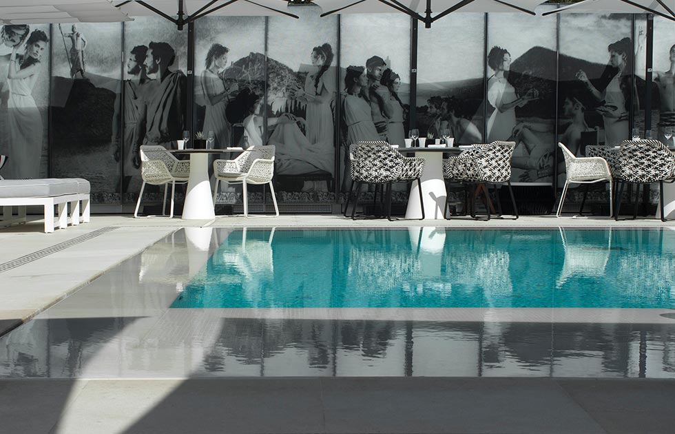 Карл Лагерфельд – дизайнер кафе Odyssey в Монако (фото 1)