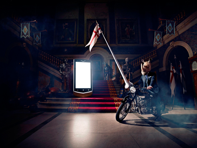 Сказочный мир: рекламная кампания Vertu (фото 2)