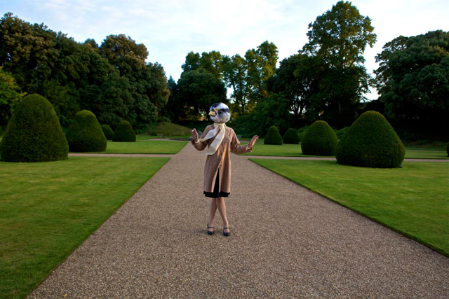 Сказочный мир: рекламная кампания Vertu (фото 5)