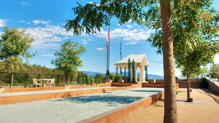 Фрэнсис Форд Кополла открывает винный парк (фото 2)